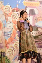 劇中にも登場するドリーミアリングを着けてきた茅野愛衣。