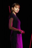 中村ゆり扮する早瀬かの子。