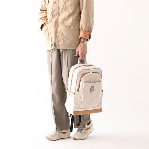 バックパックの使用イメージ。