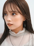 アクセサリーの着用例。