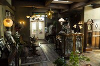 「映画『耳をすませば』地球屋探索動画」より。