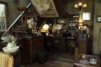 「映画『耳をすませば』地球屋探索動画」より。