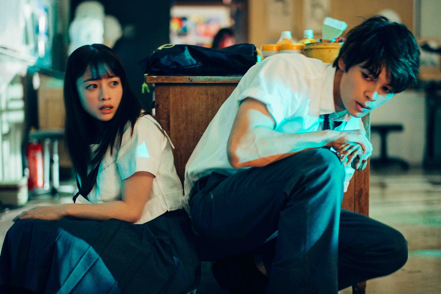 映画「カラダ探し」の場面写真。 (c)2022「カラダ探し」製作委員会