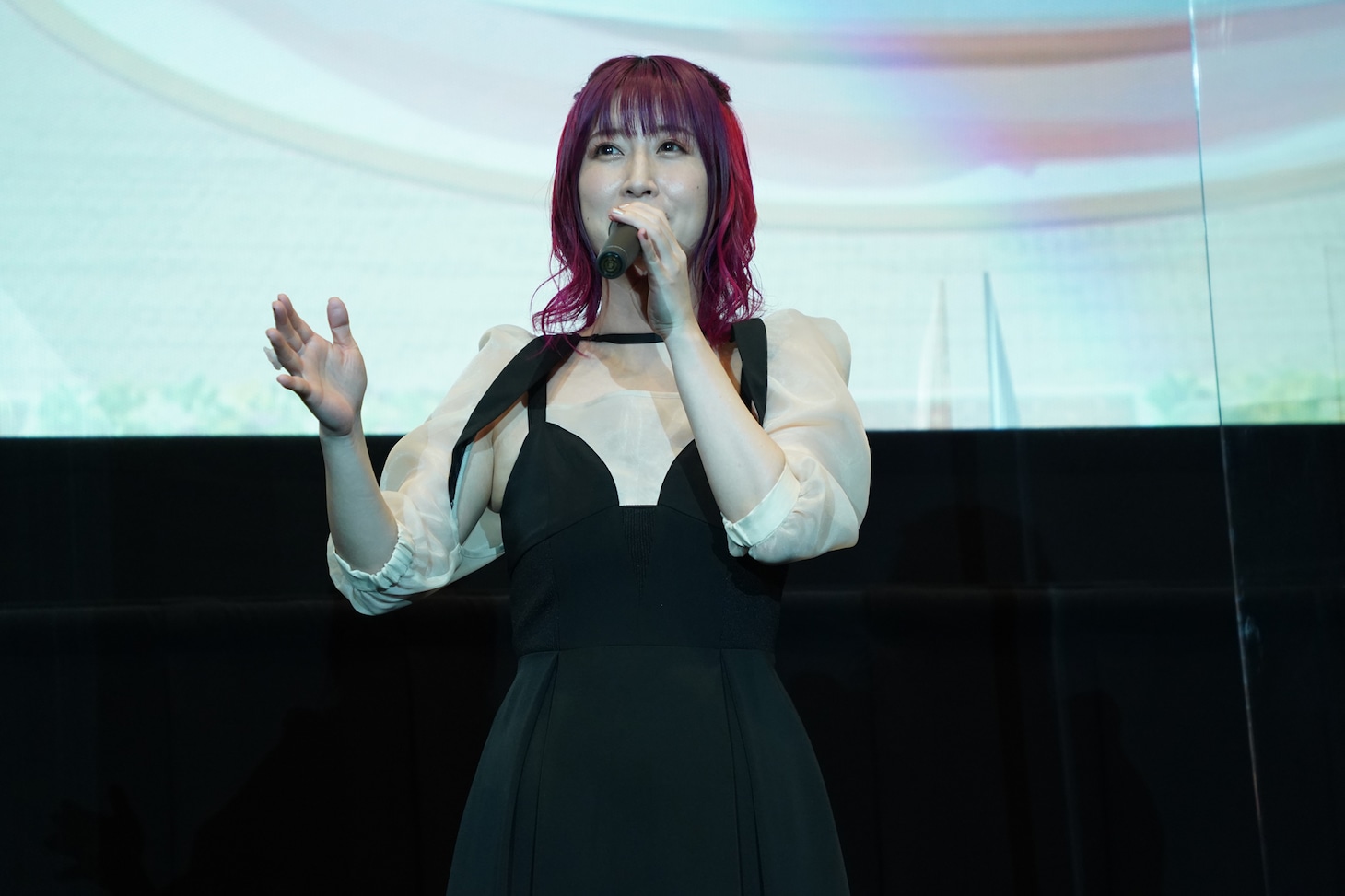 高森奈津美