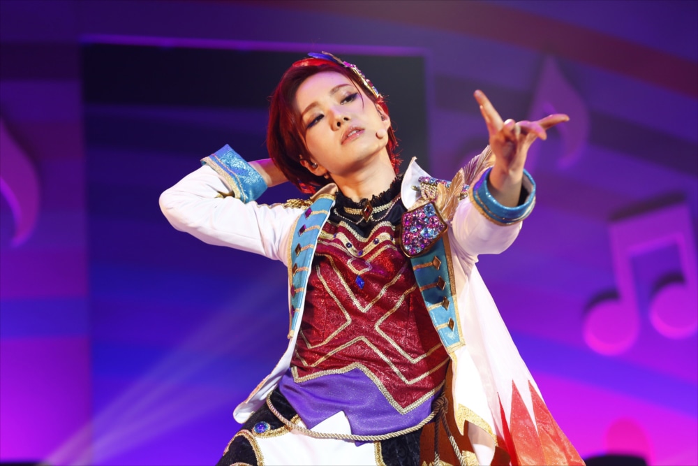 皇あまね役の庄司宇芽香。