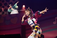 弥生ひな役の内田彩。