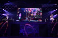 メルティックスター。左から緑川さら役の若井友希、紫藤める役の森嶋優花。