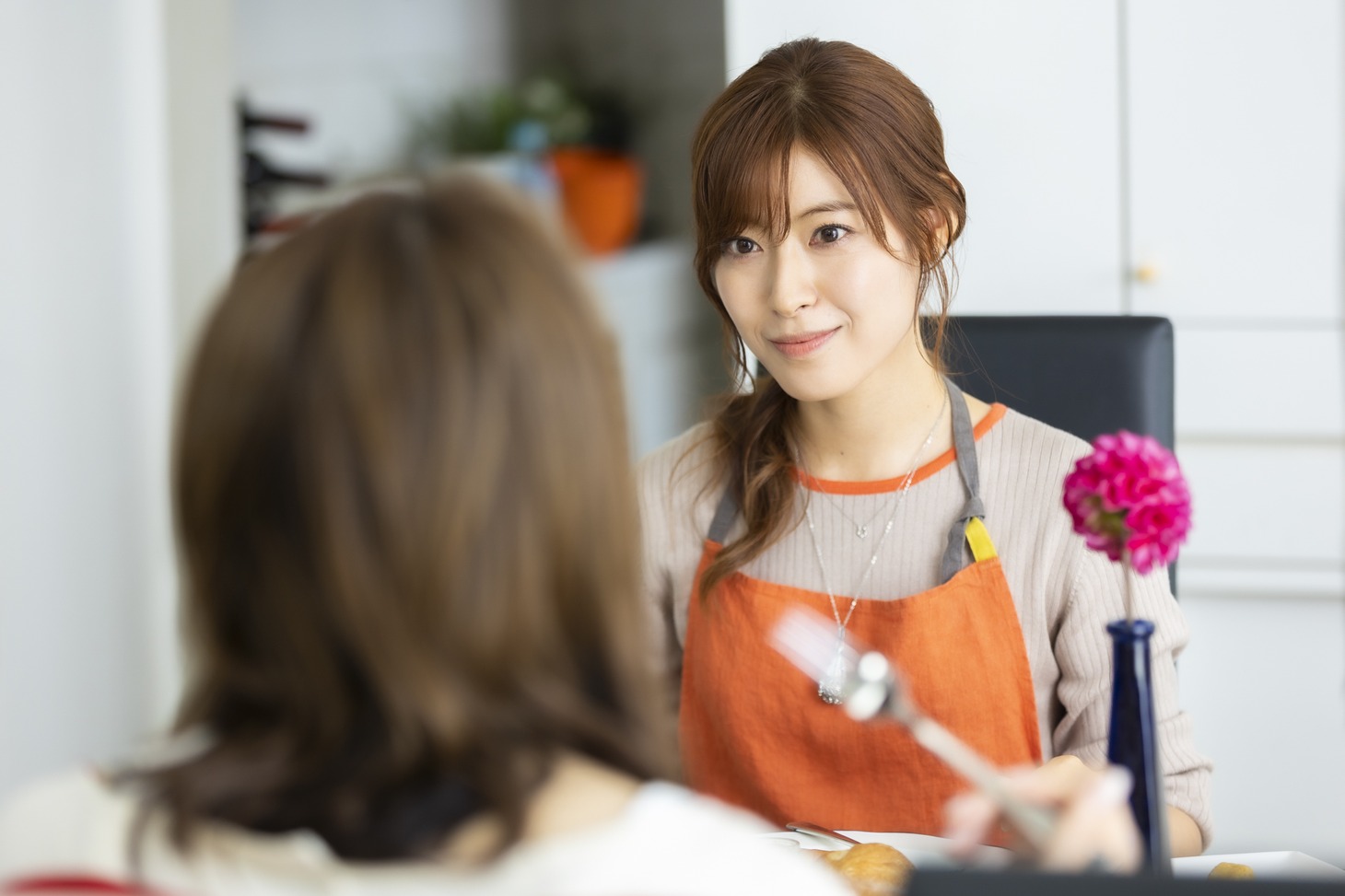 TVドラマ「Sister」第1話の場面写真。