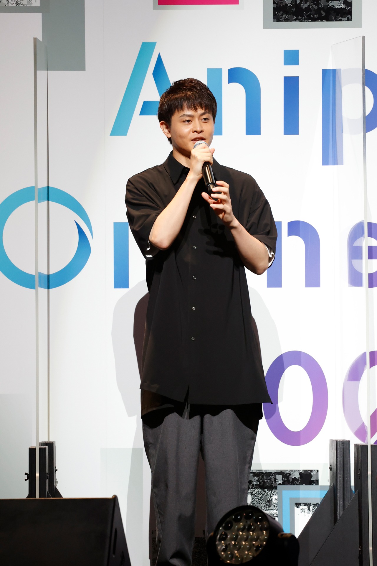 石毛翔弥