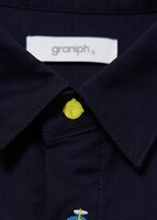 「シャツ ドラえもん バックショット」ボタン部分