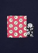 「長袖Tシャツ ひみつ道具『タイムふろしき』ジャイアン」ポケット部分