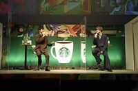 左から梶裕貴、岡本信彦。