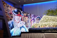 「劇画家 さいとう・たかを お別れの会」の祭壇。