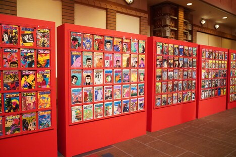 「劇画家 さいとう・たかを お別れの会」の会場内の展示物。