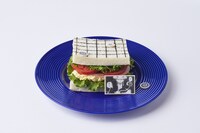 「『この局、何か賭けるか』メルエムの軍儀サンドイッチ」　(c)P98-22