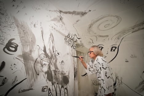 「しりあがり寿×京都藏や『夢の中で夢を見る』」会場の様子。