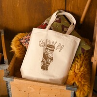 トートバッグA使用イメージ。