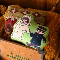 ダイカットクッションD