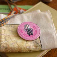 レザーバッジ（白石由竹）