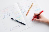 「フリクションボールノック」の使用イメージ。