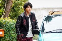 山田裕貴演じる杉村。