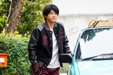 山田裕貴演じる杉村。