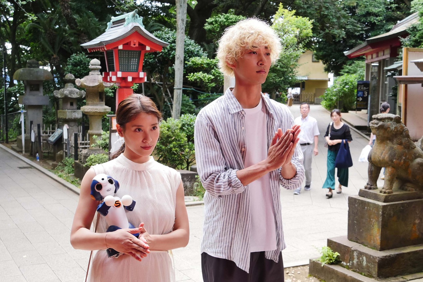 「世にも奇妙な物語’22 秋の特別編」で放送される「元カレと三角関係」より。(c)フジテレビ