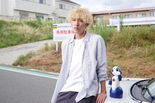 上杉柊平演じるアキラ。(c)フジテレビ