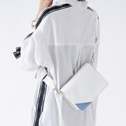 ヒカルモデルの着用例。