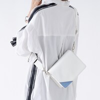 ヒカルモデルの着用例。