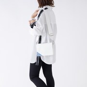 ヒカルモデルの着用例。