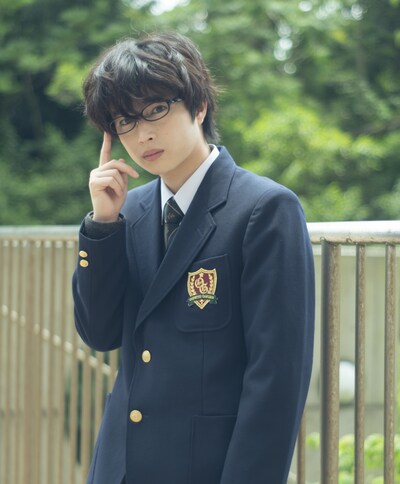 曽田陵介扮する山田太郎。