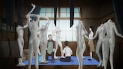 「首のない彫刻」場面カット