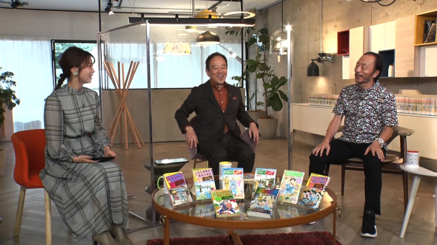 左から皆川玲奈、龍崎孝、秋本治。 (c)BS-TBS (c)秋本治・アトリエびーだま／集英社