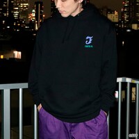 「風都探偵 パーカー 左翔太郎Ver.」の着用イメージ。