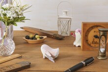 「メイドインアビス 烈日の黄金郷 メイニャ ミニフロッキーフィギュア」と「メイドインアビス 烈日の黄金郷 マアアさん ミニフロッキーフィギュア」。