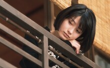 Netflixシリーズ「舞妓さんちのまかないさん」の場面写真。 (c)小山愛子・小学館／STORY