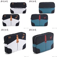 左から「アスティカシア高等専門学園 ホルダー制服」、「アスティカシア高等専門学園 ホルダー制服」。