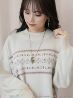 「夏目友人帳 ネックレス」の着用例。