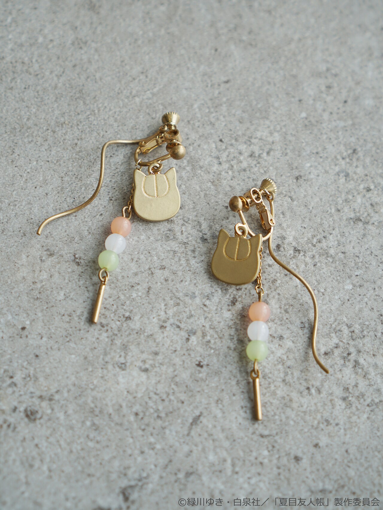 夏目友人帳　ニャンコ先生　ピアス　アクセサリー Amazon.co.jp: 夏目友人帳 ニャンコ先生 イヤリング ピアス 耳くぎ