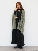 「尾形百之助 イメージ ポンチョカーディガン」着用イメージ