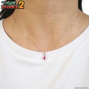 「TIGER & BUNNY 2 ×MATERIAL CROWN イメージネックレス（バーナビー・ブルックス Jr.）」の着用イメージ。