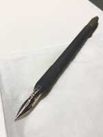 龍幸伸の“相棒”であるゼブラのGペン。