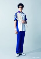 塩田一期扮する乾貞治。