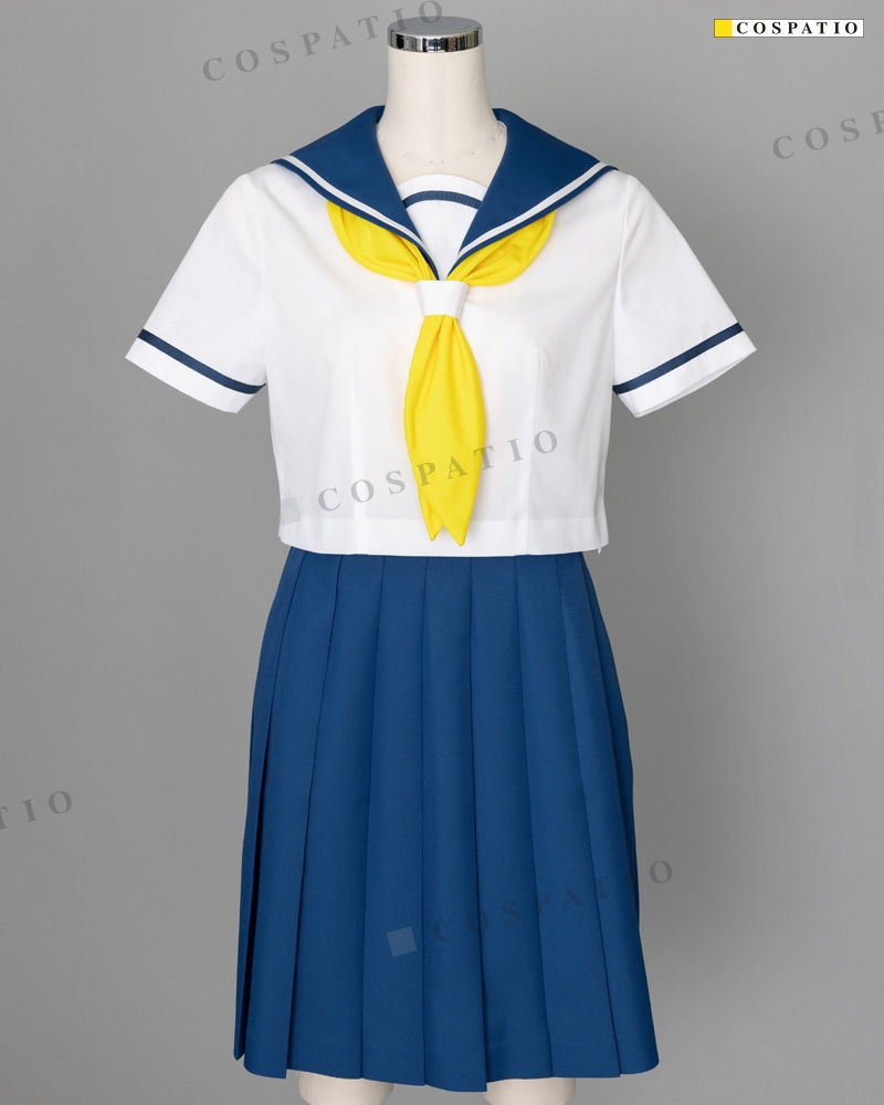 「友引高校女子夏制服」ジャケットとスカート。