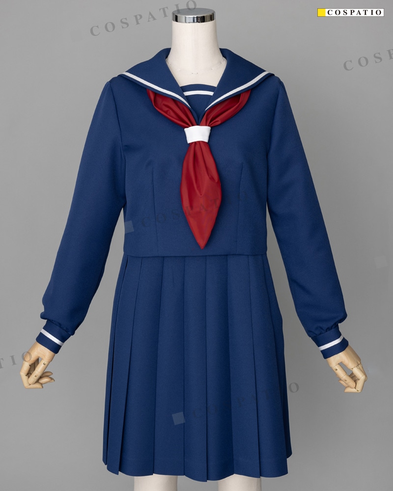 「友引高校女子冬制服」ジャケットとスカート。