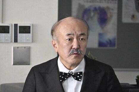 温水洋一演じる木下藤吉。