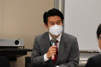 インボイス問題検討・超党派議員連盟に所属する櫻井周。