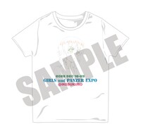 「10th Anniversary ガールズ＆パンツァー博覧会 ～これまでと、これから～」のグッズ。 (c)GIRLS und PANZER Finale Projekt (c)GIRLS und PANZER Film Projekt (c)GIRLS und PANZER Projekt