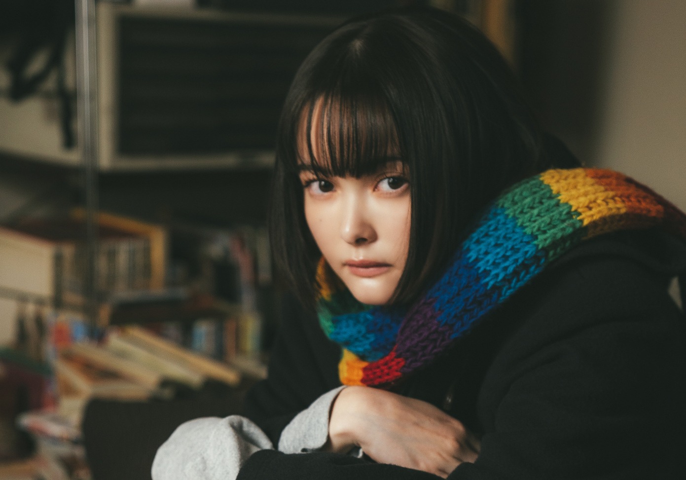 実写映画「零落」の場面写真。